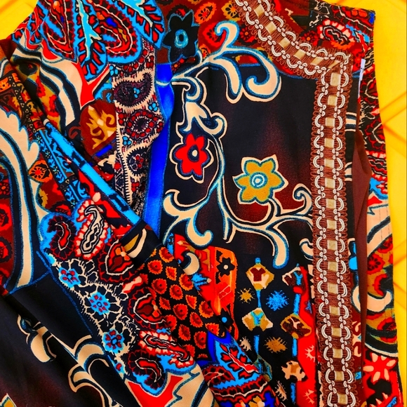 Joan Rivers, 2XL 3/4 sleeve, lined, glamours travel jacket. - Picture 2 of 16